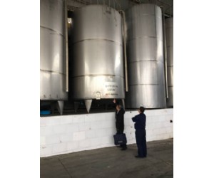 Large Outdoor Milk Storage Tank (Insulated Tank)